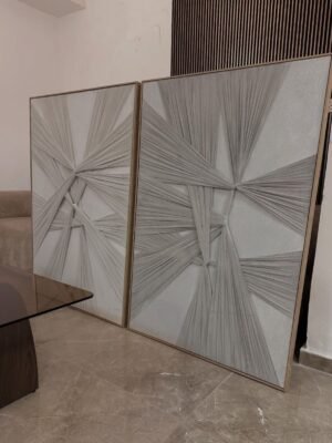 תמונת קיר אפורה